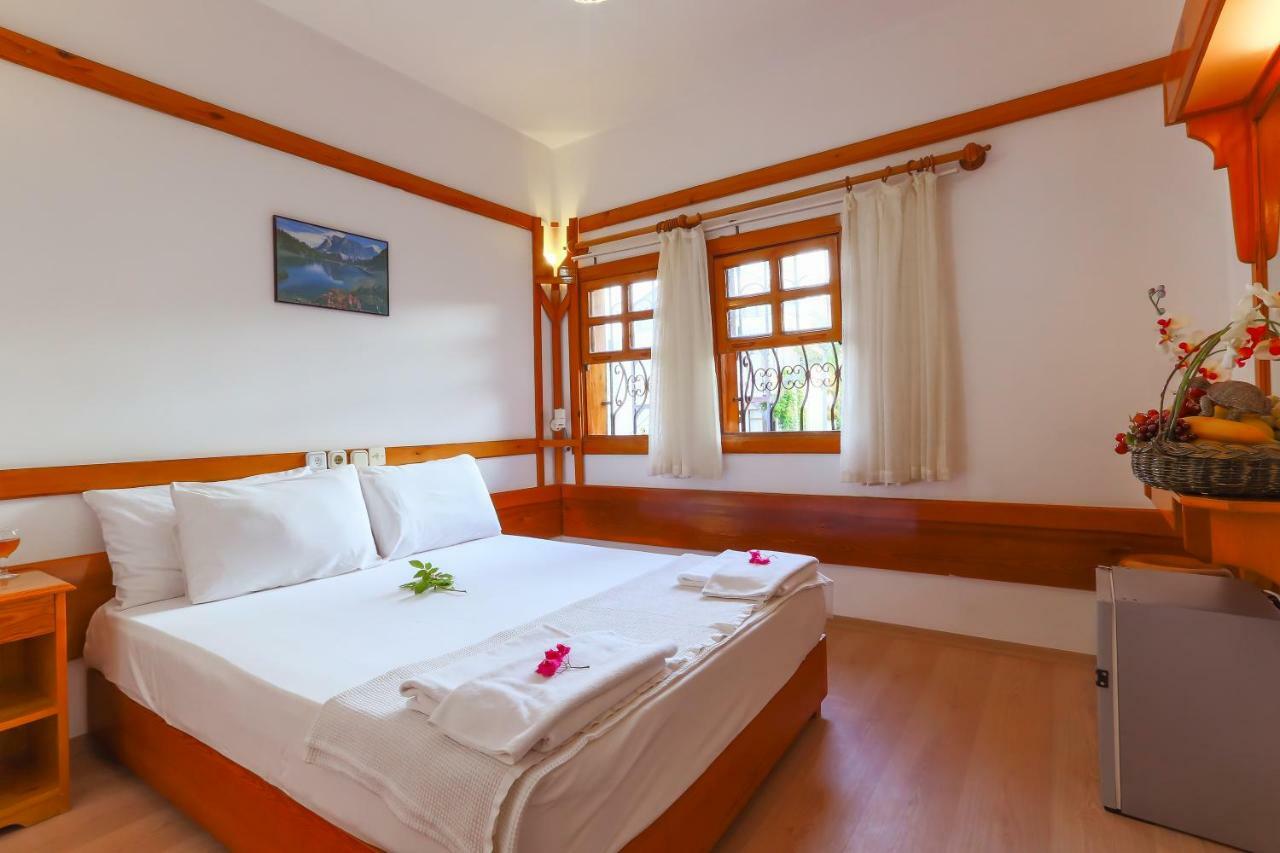 Hotel Villa Oenemli Side Eksteriør billede